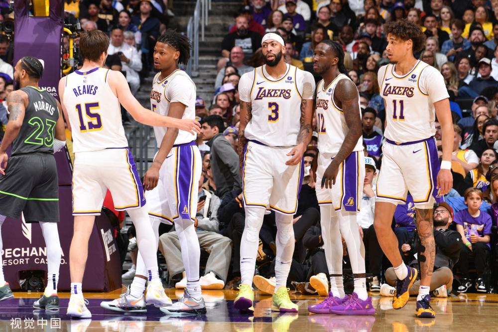 以及对球员 以及对球员