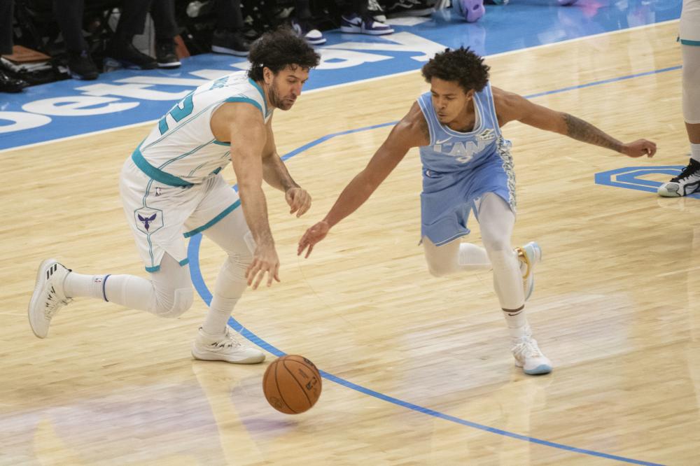 让他们更倾 让他们更倾