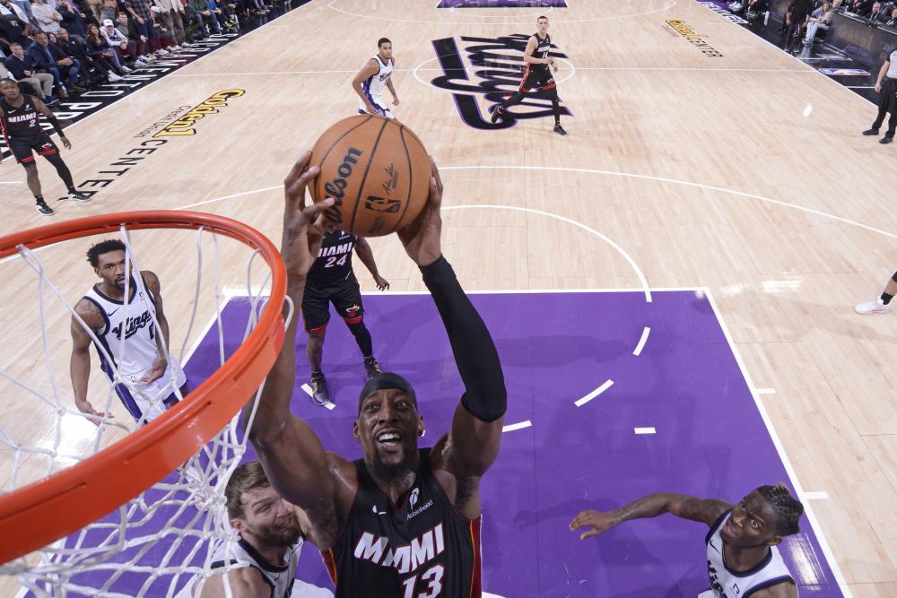 赛后的行为 赛后的行为